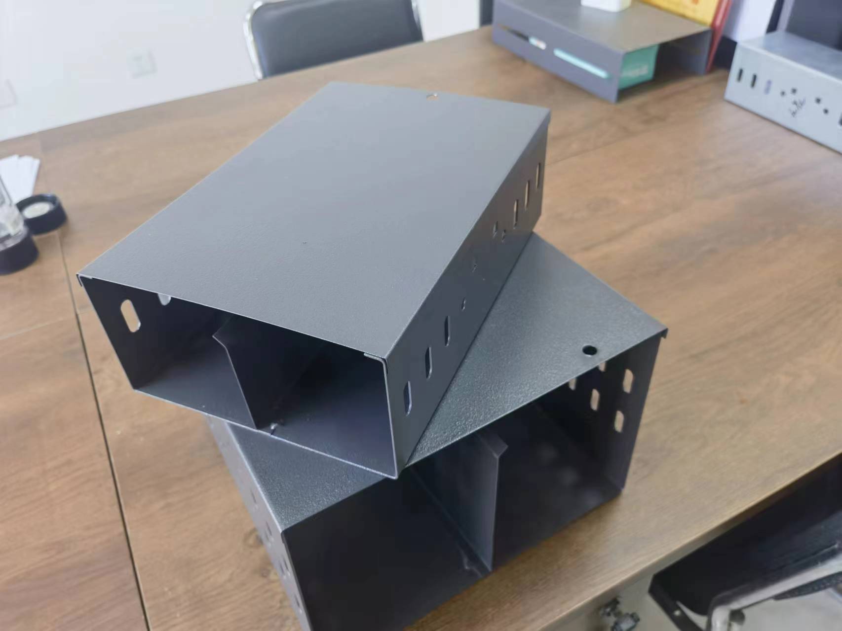 <b>防火噴塑橋架</b>