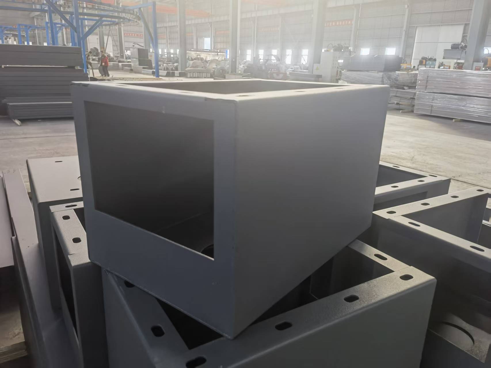 <b>充電樁底座</b>